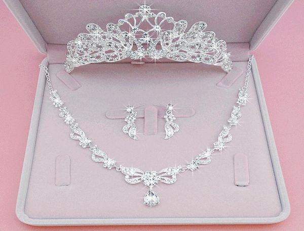 3pcs set bride crown headpieces princess hair ornament european and american pearls flowers circle super marriage jewelry hair hoo6688329, Silver
3pcs set bride crown headpieces princess hair ornament european and american pearls flowers circle super marriage jewelry hair hoo6688329, Silver