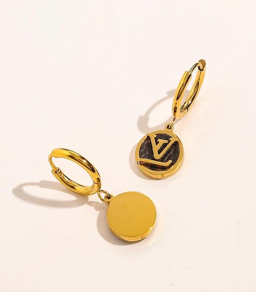 fashion classic stainless steel gold plated stud earrings women039s brand letter earring eardrop jewelry gifts for friends day 3741899, Golden;silver
fashion classic stainless steel gold plated stud earrings women039s brand letter earring eardrop jewelry gifts for friends day 3741899, Golden;silver