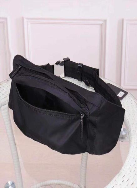 whole new running waist bag multifunctional outdoor sports chest bag men and women mobile phone storage bag fashion waterproof5969135
whole new running waist bag multifunctional outdoor sports chest bag men and women mobile phone storage bag fashion waterproof5969135