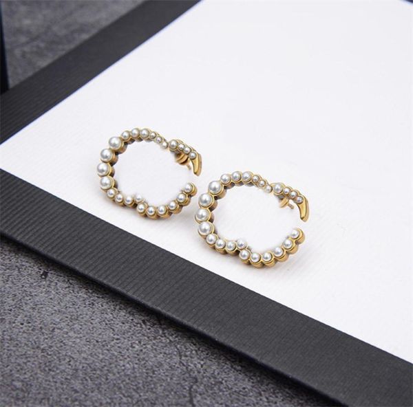 retro pearl charm earrings double letters studs women alphabet designer eardrop for birthday party1649701, Golden
retro pearl charm earrings double letters studs women alphabet designer eardrop for birthday party1649701, Golden