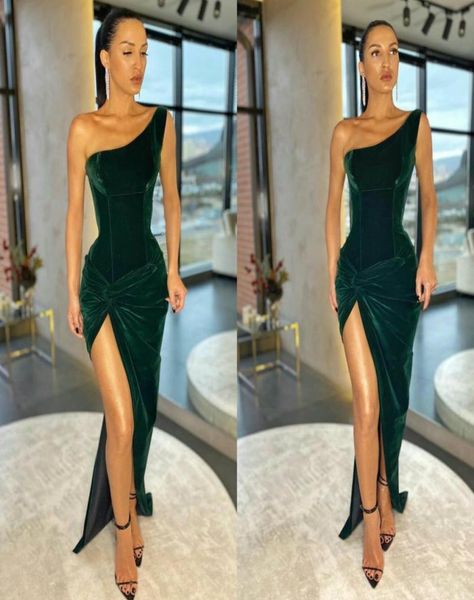 2020 velvet dark green evening dresses one shoulder high side split mermaid prom dress custom made sweep train formal party dress9516063, Black
2020 velvet dark green evening dresses one shoulder high side split mermaid prom dress custom made sweep train formal party dress9516063, Black