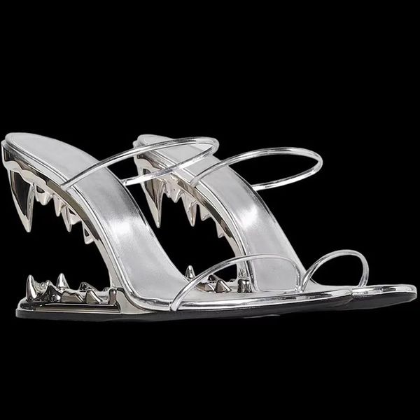 tooth shape sculpted slippers high-heeled metallic sandal open toes slides narrowband fashion wedge slipper for street style women luxury de, Black
tooth shape sculpted slippers high-heeled metallic sandal open toes slides narrowband fashion wedge slipper for street style women luxury de, Black