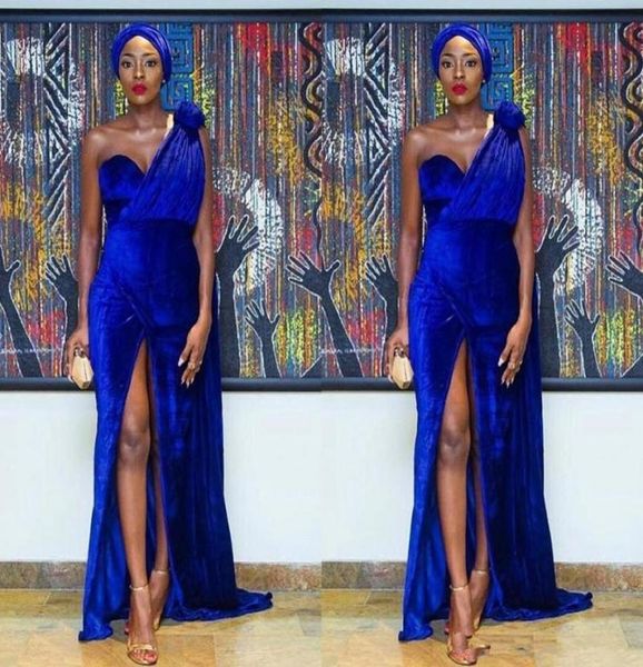 royal blue 2019 elegant one shoulder velvet mermaid nigeria evening dresses handmade flower front split arabic formal prom dr3645705, Black;red
royal blue 2019 elegant one shoulder velvet mermaid nigeria evening dresses handmade flower front split arabic formal prom dr3645705, Black;red
