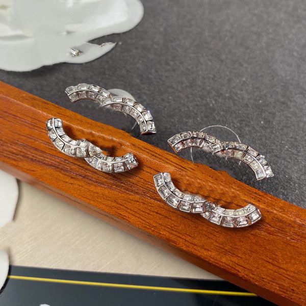 classic designer c stud earing for women earrings jewelry letter ccity woman luxury gold earring 86, Golden;silver
classic designer c stud earing for women earrings jewelry letter ccity woman luxury gold earring 86, Golden;silver