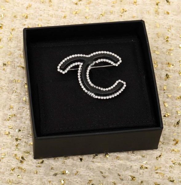 2022 luxury quality charm brooch with black and sparkly diamond platium plated have box stamp ps3499a7327802, Golden
2022 luxury quality charm brooch with black and sparkly diamond platium plated have box stamp ps3499a7327802, Golden