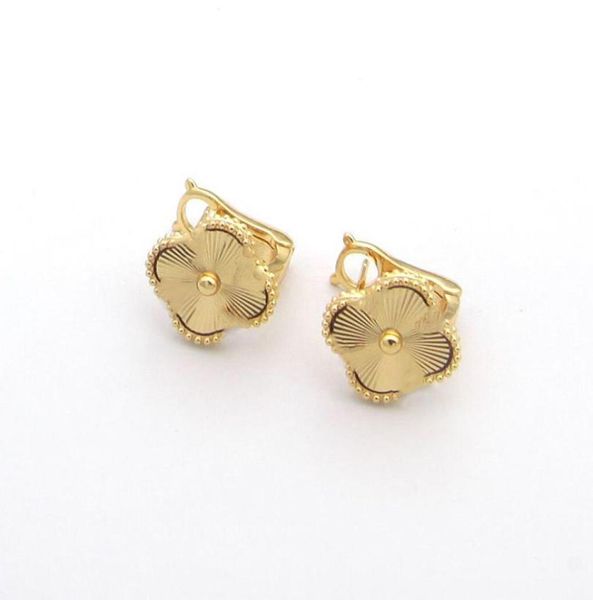 charm stud earrings designer for womens luxury jewellery orecchini vc threeflowers three drill earrings four leaf flowers gold car7857102, Golden
charm stud earrings designer for womens luxury jewellery orecchini vc threeflowers three drill earrings four leaf flowers gold car7857102, Golden