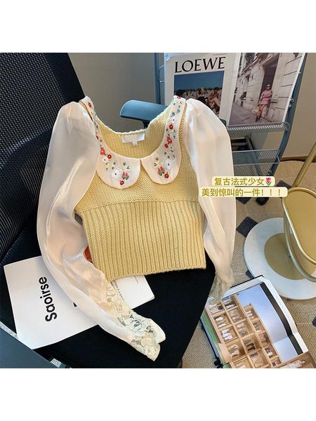 t-shirt vintage floral embroidery design women hollow out lace patchwork blouses pleated long sleeve oneck shirt lady french vintage, White
t-shirt vintage floral embroidery design women hollow out lace patchwork blouses pleated long sleeve oneck shirt lady french vintage, White