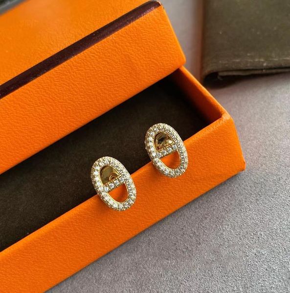 luxury h brand classic stud earrings with shining crystal diamond charm fashion ol engagement ear rings designer earring wedding j3278020, Golden;silver
luxury h brand classic stud earrings with shining crystal diamond charm fashion ol engagement ear rings designer earring wedding j3278020, Golden;silver