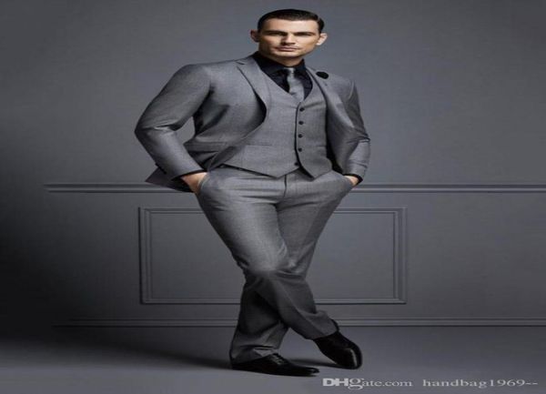 fashionable one button gray groom tuxedos notch lapel groomsmen man mens wedding suits jacketpantsvesttie d2065977712, Black;gray
fashionable one button gray groom tuxedos notch lapel groomsmen man mens wedding suits jacketpantsvesttie d2065977712, Black;gray