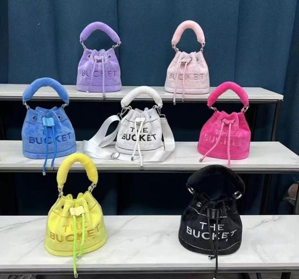 retail the bucket bags women handbag fashion simple portable crossbody shoulder messager bag7220799, Red;black
retail the bucket bags women handbag fashion simple portable crossbody shoulder messager bag7220799, Red;black