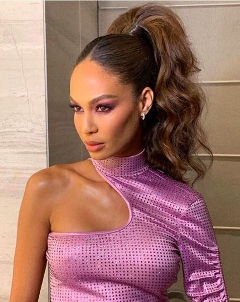 celebrity sleek ultra-high ponytail with long voluminous tresses wraps around sassy ponytail hairpiece new trendy hairstyle 120g 1pcs ing, Black
celebrity sleek ultra-high ponytail with long voluminous tresses wraps around sassy ponytail hairpiece new trendy hairstyle 120g 1pcs ing, Black