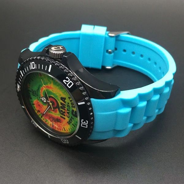 original genuine brand european uc high-end men's sports waterproof rubber watch outdoor student leisure senior men's watch, Silver
original genuine brand european uc high-end men's sports waterproof rubber watch outdoor student leisure senior men's watch, Silver