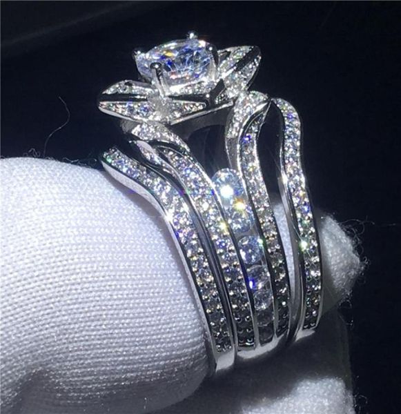 elegant 3in1 flower ring sets 925 sterling silver diamond engagement wedding band rings for women party jewelry gift3604983, Slivery;golden
elegant 3in1 flower ring sets 925 sterling silver diamond engagement wedding band rings for women party jewelry gift3604983, Slivery;golden