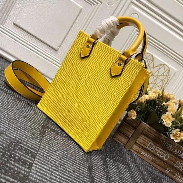 handbag women luxurys designers shopping totes bag luggage shoulder purse men crossbody tote purses boston handbags keepall speedy pochette, Black;red
handbag women luxurys designers shopping totes bag luggage shoulder purse men crossbody tote purses boston handbags keepall speedy pochette, Black;red