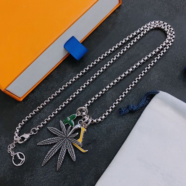 2023 luxury brand designer pendants necklaces letter luis choker pendant necklace beads chain jewelry viutonity accessories gifts al2a, Silver
2023 luxury brand designer pendants necklaces letter luis choker pendant necklace beads chain jewelry viutonity accessories gifts al2a, Silver
