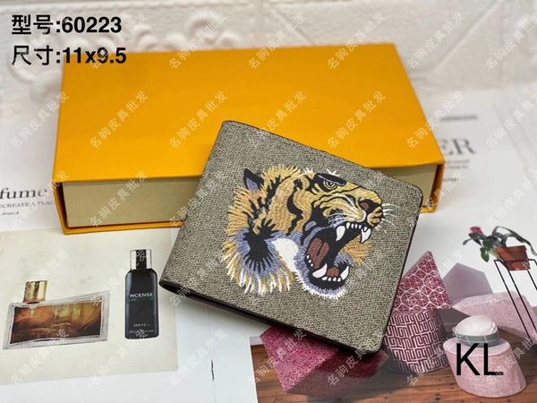 fashion designer wallet luxury short purse men women multiple clutch bags highs quality flower letter coin purses shadow card holders with o, Red;black
fashion designer wallet luxury short purse men women multiple clutch bags highs quality flower letter coin purses shadow card holders with o, Red;black