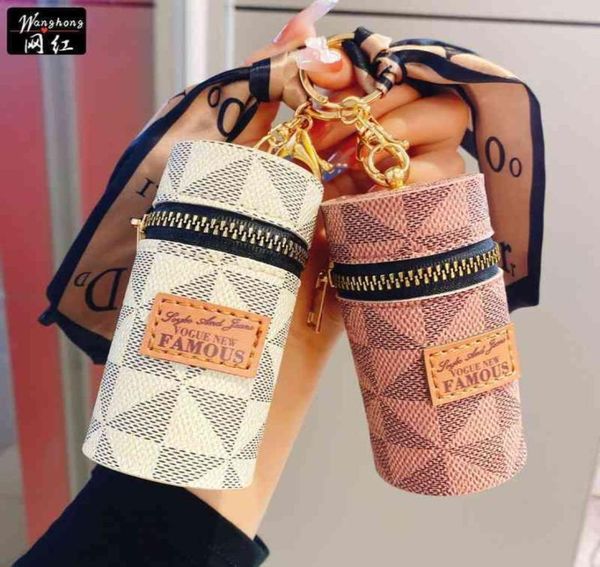 keychains creative silk scarf bucket mouth red envelope key chain mini portable storage bag exquisite couple high beauty accessori6815923, Silver
keychains creative silk scarf bucket mouth red envelope key chain mini portable storage bag exquisite couple high beauty accessori6815923, Silver