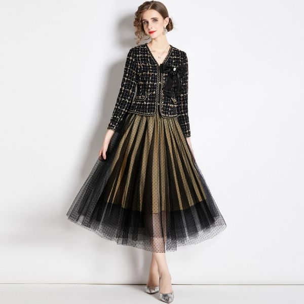 2023 spring new item european station women's long sleeve small fragrant wool plaid coat mesh skirt suit e015, Black;gray
2023 spring new item european station women's long sleeve small fragrant wool plaid coat mesh skirt suit e015, Black;gray
