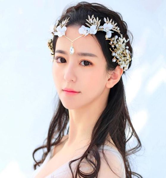 decorated with bridal headwear handmade hoop crown wedding dress accessories and heart shape5480397, Silver