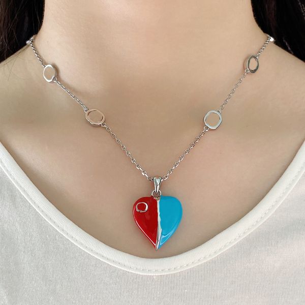 luxury fashion necklace strawberry designer jewelry party sterling silver double letter diamond pendant necklaces for women
luxury fashion necklace strawberry designer jewelry party sterling silver double letter diamond pendant necklaces for women