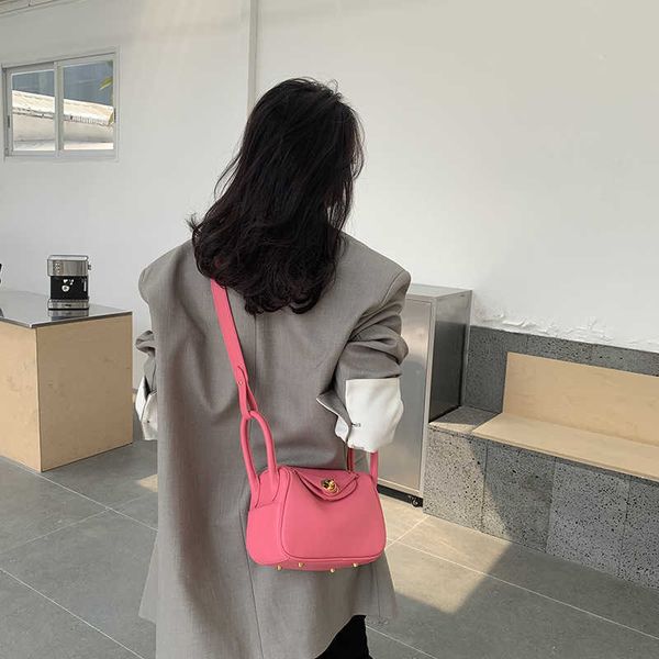 luxury designer one shoulder bag pu leather classic women diagonal span bag macaron color handbag mini makeup bags fashion pillow bags purse
luxury designer one shoulder bag pu leather classic women diagonal span bag macaron color handbag mini makeup bags fashion pillow bags purse