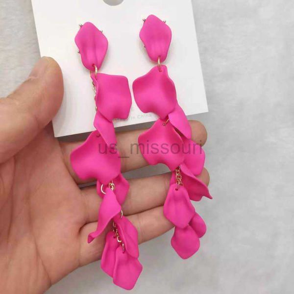 stud summer trendy pearl flower tassel earrings for women orange purple blue yellow rose red colors j230529, Golden;silver
stud summer trendy pearl flower tassel earrings for women orange purple blue yellow rose red colors j230529, Golden;silver