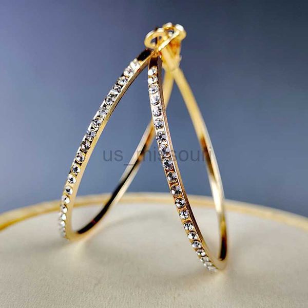 stud europe and america 2023 fashion new exaggerated earrings women and jewelry banquet party couple gift anniversary j230529, Golden;silver
stud europe and america 2023 fashion new exaggerated earrings women and jewelry banquet party couple gift anniversary j230529, Golden;silver