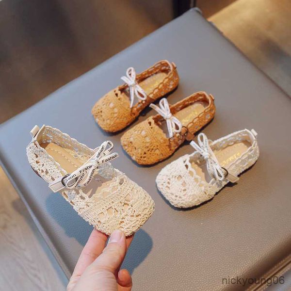 sandals girls sandals fashion hollow out princess shoes outdoor lightweight children flat toddler casual summer soft bottom kid shoes r23052, Black;red
sandals girls sandals fashion hollow out princess shoes outdoor lightweight children flat toddler casual summer soft bottom kid shoes r23052, Black;red