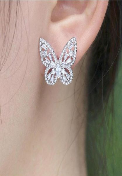 2020 whole studs butterfly earring women crystal earring studs with full shiny cubiz zircon female earring255k7682989, Golden
2020 whole studs butterfly earring women crystal earring studs with full shiny cubiz zircon female earring255k7682989, Golden