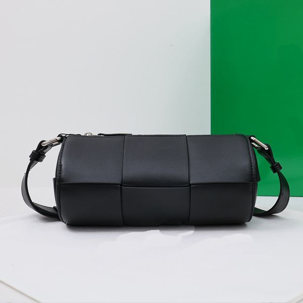 new woven canette shoulder bags sheepskin axillary package designer handbags women genuine leather lining zipper pocket small cylinder cross
new woven canette shoulder bags sheepskin axillary package designer handbags women genuine leather lining zipper pocket small cylinder cross
