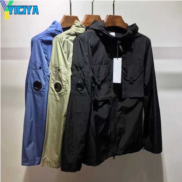 yiciya man's jacket long seleeve waterproof multi function pocket sports two outside pockets daily cusual loose coat, Black;brown
yiciya man's jacket long seleeve waterproof multi function pocket sports two outside pockets daily cusual loose coat, Black;brown