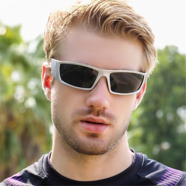 outdoor cycling sunglasses, men's and women's fashionable and colorful sports sunglasses, White;black
outdoor cycling sunglasses, men's and women's fashionable and colorful sports sunglasses, White;black
