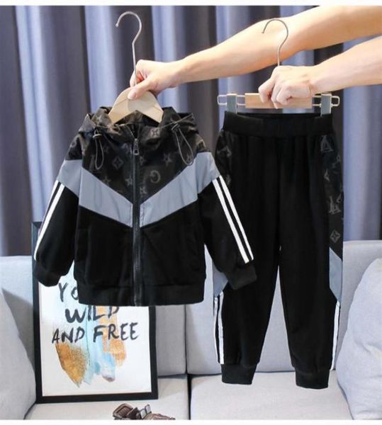 2021 designer boy sets reflective twopiece children handsome childrens clothing male and female baby plus velvet suit letter prin9783786, White
2021 designer boy sets reflective twopiece children handsome childrens clothing male and female baby plus velvet suit letter prin9783786, White