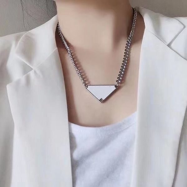 classics designer necklace women men chains luxury jewelry black white p triangle pendant party hip hop punk names statement gold mens neckl, Silver
classics designer necklace women men chains luxury jewelry black white p triangle pendant party hip hop punk names statement gold mens neckl, Silver