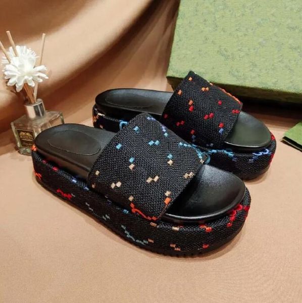 luxury summer embossed interlocking sandals shoes metallic leather platform slippers women's house slide flats leather beach casual lad, Black
luxury summer embossed interlocking sandals shoes metallic leather platform slippers women's house slide flats leather beach casual lad, Black