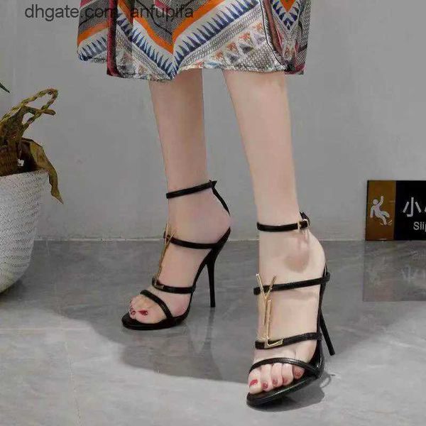 fashion luxury ladies letter sandals summer designer party shoes patent leather super 10cm girl wedding metal buckle large size high heels+b, Black
fashion luxury ladies letter sandals summer designer party shoes patent leather super 10cm girl wedding metal buckle large size high heels+b, Black