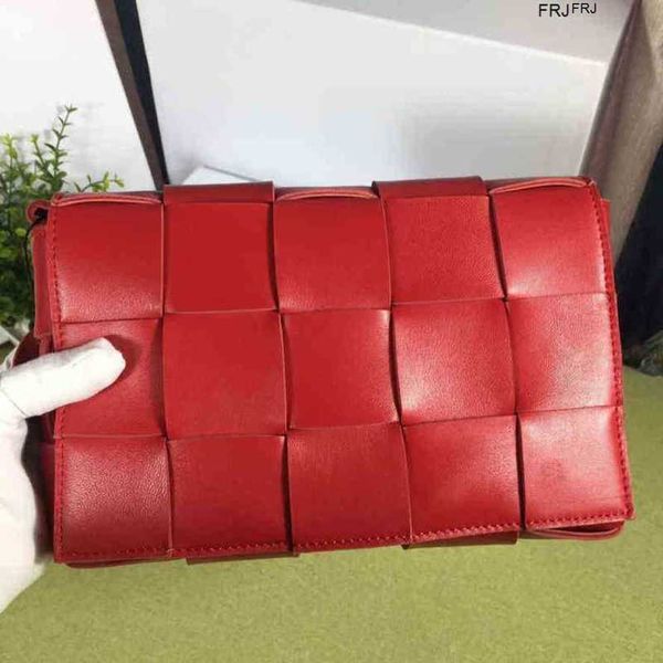 designer bottegas bags venetas cassettes 2023 new sheep skin net red same womens messenger plaid woven one shoulder small square bag manual
designer bottegas bags venetas cassettes 2023 new sheep skin net red same womens messenger plaid woven one shoulder small square bag manual