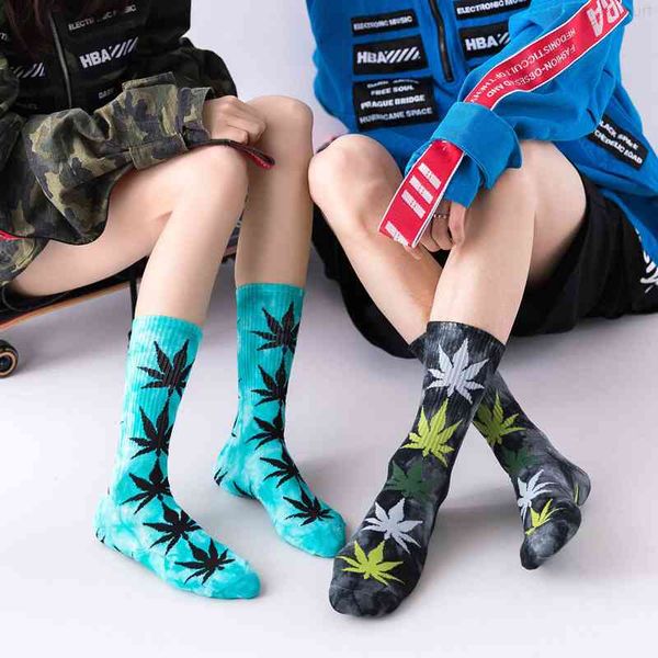 high-quality tie-dyed maple leaf long fashion weed men skateboard hiphop meias women couple socks a1, Black
high-quality tie-dyed maple leaf long fashion weed men skateboard hiphop meias women couple socks a1, Black