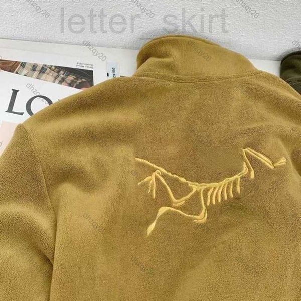 men's jackets fleece jacket designer flannel shirt winter warm windproof jackets mens and womens thick zipper sweatshirt back embroider, Black;brown
men's jackets fleece jacket designer flannel shirt winter warm windproof jackets mens and womens thick zipper sweatshirt back embroider, Black;brown