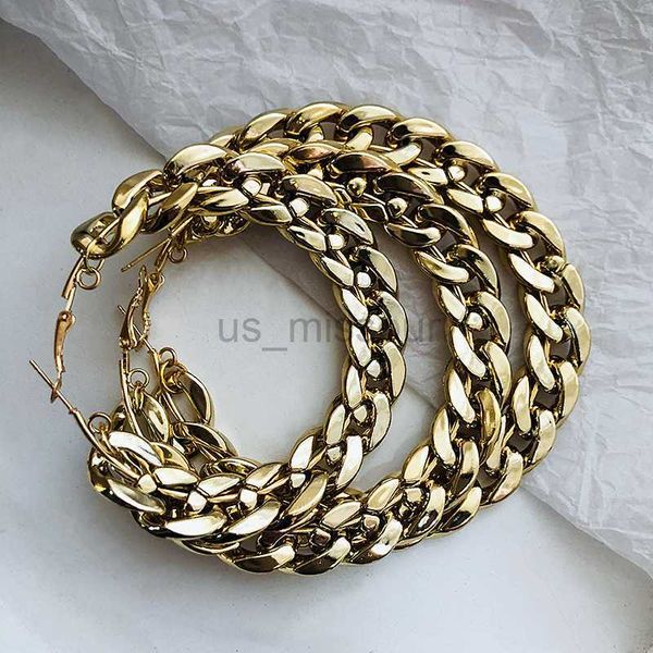 stud lifefontier punk style oversized large hoop earrings twisted big circle round loop earrings for women party jewelry gift j230529, Golden;silver
stud lifefontier punk style oversized large hoop earrings twisted big circle round loop earrings for women party jewelry gift j230529, Golden;silver