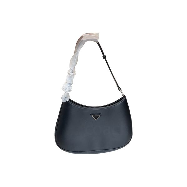 2023korean female designer shoulder bag black fashion joker stitching style messenger bag for women
2023korean female designer shoulder bag black fashion joker stitching style messenger bag for women