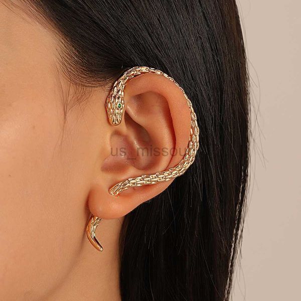 stud wanzhi 2022 new gold plated snake shape zircon clip earrings vintage punk geometric animal earring for women trend party jewelry j23052, Golden;silver
stud wanzhi 2022 new gold plated snake shape zircon clip earrings vintage punk geometric animal earring for women trend party jewelry j23052, Golden;silver