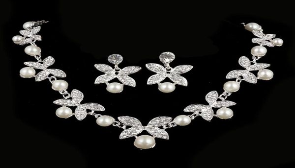 2015 crystals rhinestone bridal jewelery necklace earrings sets with faux pearls prom party wedding redsilver jewelery bridal acc2984902, White
2015 crystals rhinestone bridal jewelery necklace earrings sets with faux pearls prom party wedding redsilver jewelery bridal acc2984902, White