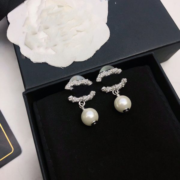 luxury woman earring ccity stud letter earing designer c earrings heart-shaped hoop jewelry women 77we, Golden;silver
luxury woman earring ccity stud letter earing designer c earrings heart-shaped hoop jewelry women 77we, Golden;silver
