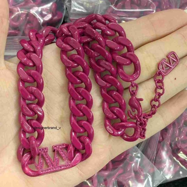 luxury brand necklace pendant designer fashion valentinoity jewelry man cjeweler letter v chain for men woman trendy necklaces jewellery kh2, Silver
luxury brand necklace pendant designer fashion valentinoity jewelry man cjeweler letter v chain for men woman trendy necklaces jewellery kh2, Silver