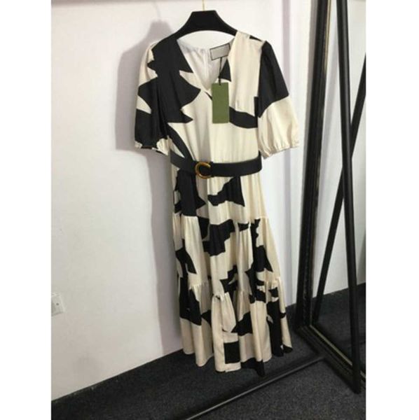 womens dress designer clothing patchwork pattern print metal belt girdle waist v-neck short sleeve dress summer luxury outdoor casual dresse, Black;gray
womens dress designer clothing patchwork pattern print metal belt girdle waist v-neck short sleeve dress summer luxury outdoor casual dresse, Black;gray