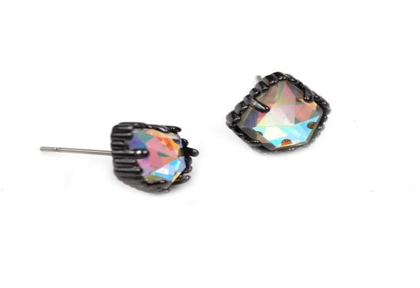 2021 selling pentagon ab color glass stone inlay stud earrings better quality druzy cute stud earrings4212535, Golden;silver
2021 selling pentagon ab color glass stone inlay stud earrings better quality druzy cute stud earrings4212535, Golden;silver