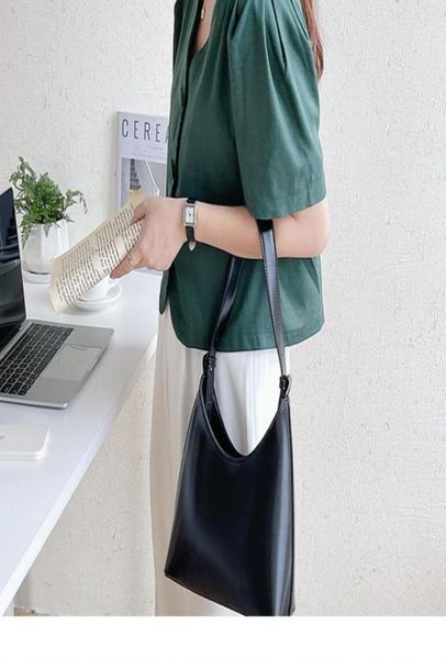 2022 new fashion women wallet men039s leather with wallets for men purse fashion men wallets women handbag bags evening bags 883088846687, Red;black
2022 new fashion women wallet men039s leather with wallets for men purse fashion men wallets women handbag bags evening bags 883088846687, Red;black