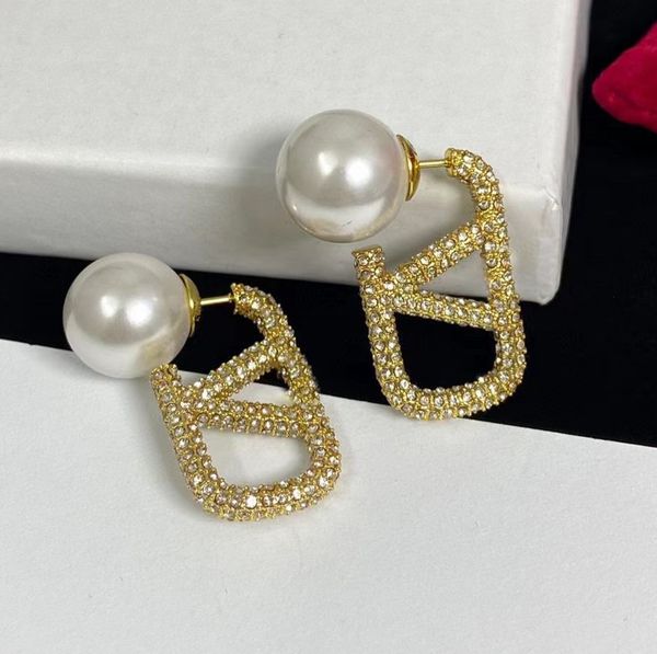 fashion jewelry luxury women earrings full diamond pendant white pearl extravagant stud engagement earring, Golden;silver
fashion jewelry luxury women earrings full diamond pendant white pearl extravagant stud engagement earring, Golden;silver