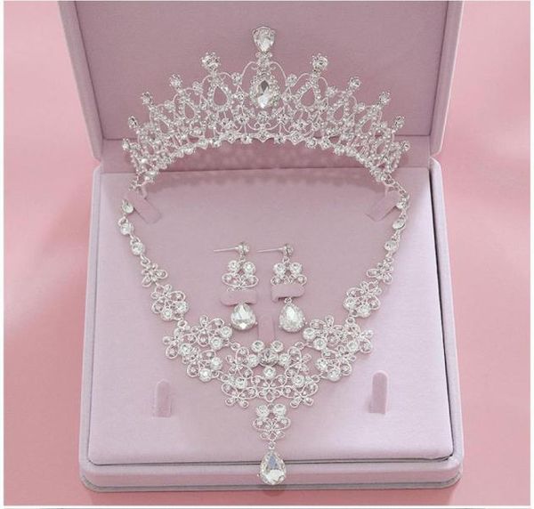 bling bling set crowns necklace earrings alloy crystal sequined bridal jewelry accessories wedding tiaras headpieces hair9852670, Silver
bling bling set crowns necklace earrings alloy crystal sequined bridal jewelry accessories wedding tiaras headpieces hair9852670, Silver